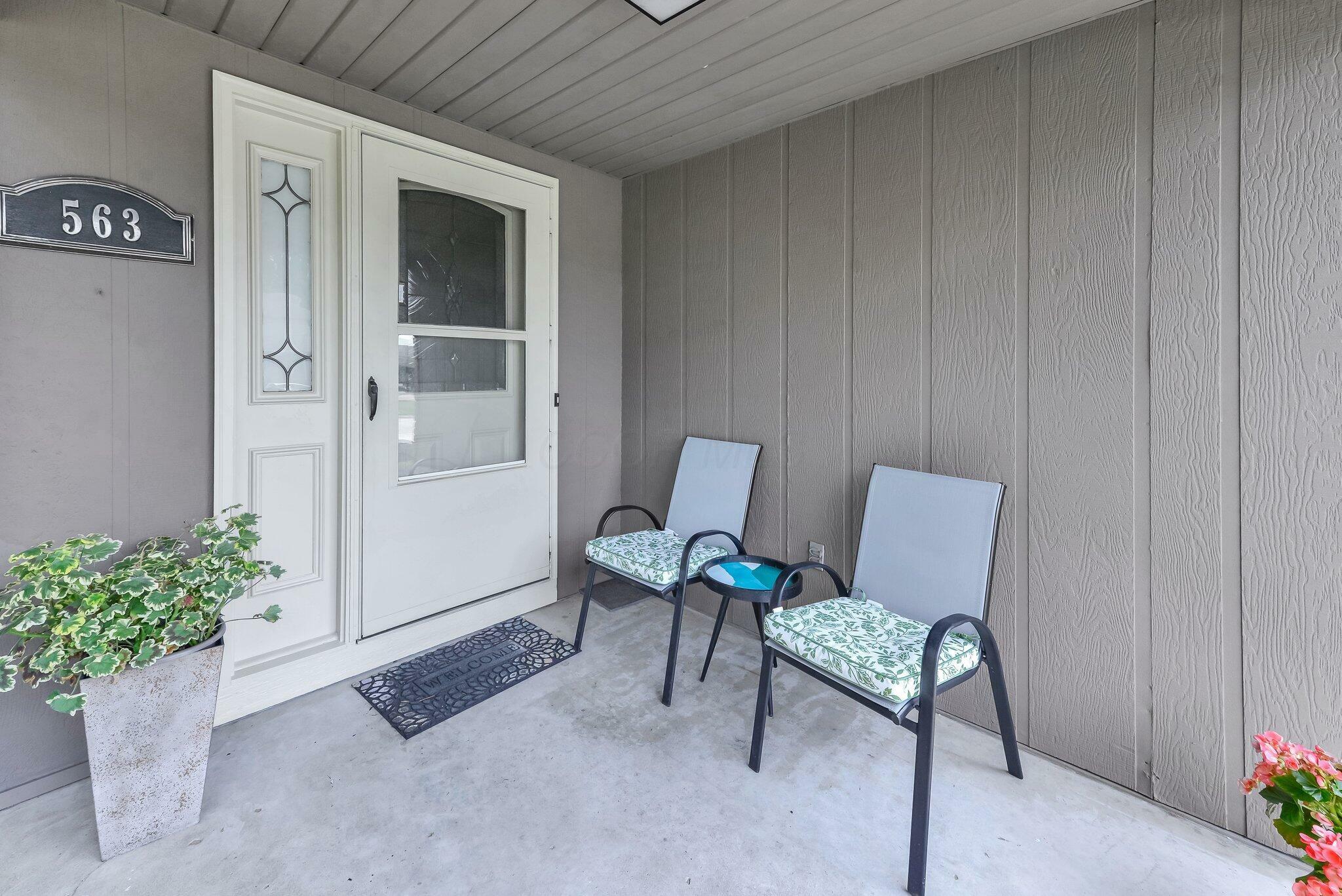 Property Photo:  563 Wickham Way  OH 43230 