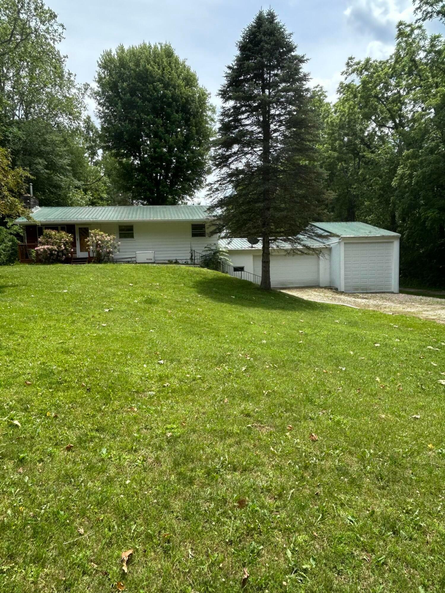 Property Photo: 8797 Sadie Thomas NW Road OH 43031