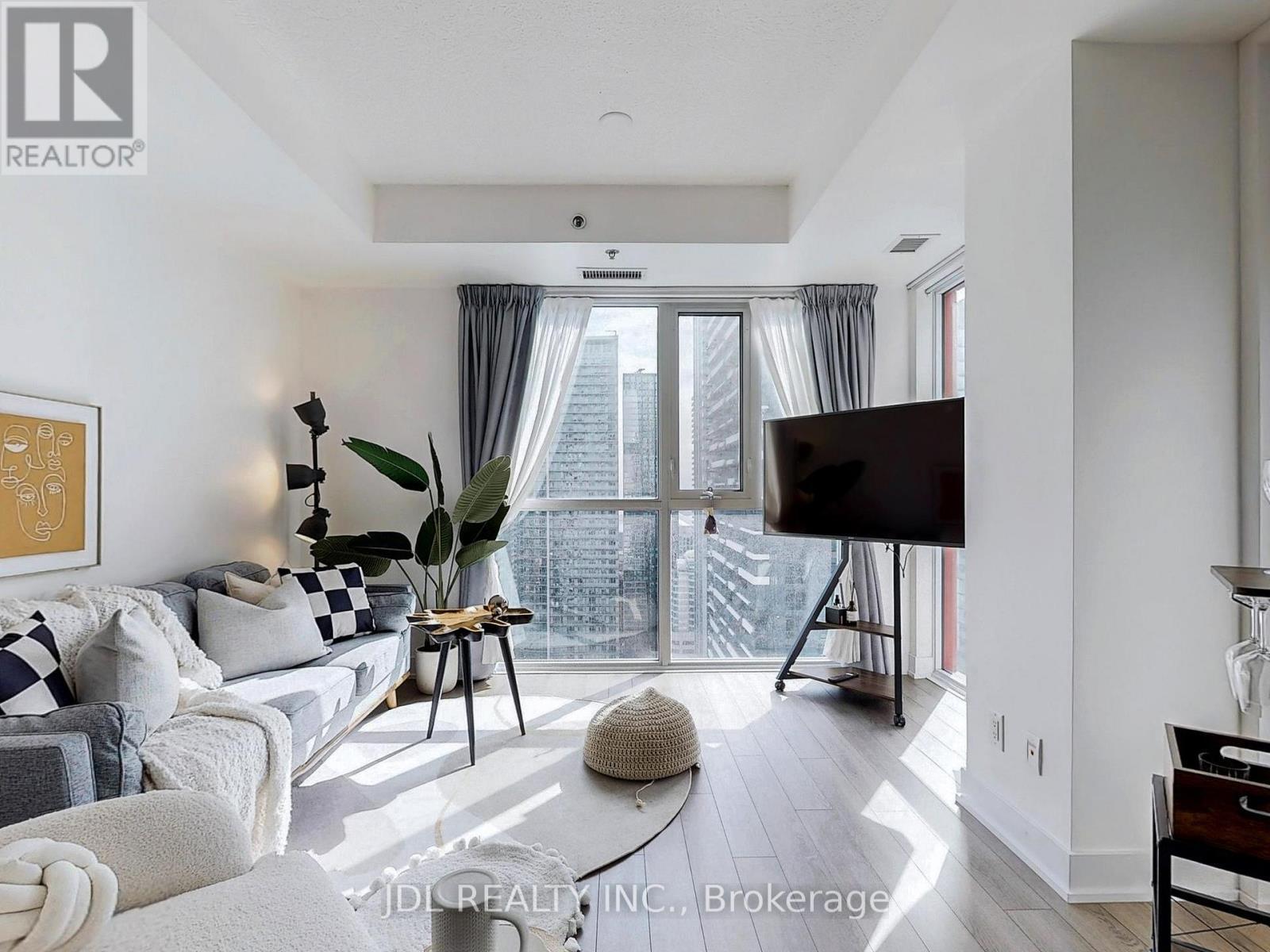 Property Photo: 318 Richmond Street West 3107 ON M5V 0B4