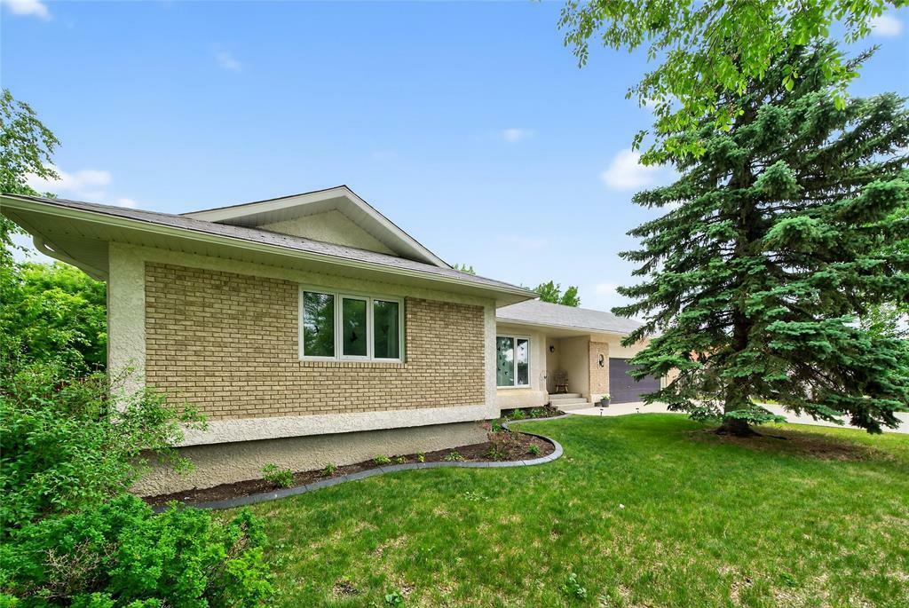 Photo de la propriété:  4 Holly Drive  MB R2N 0K5 