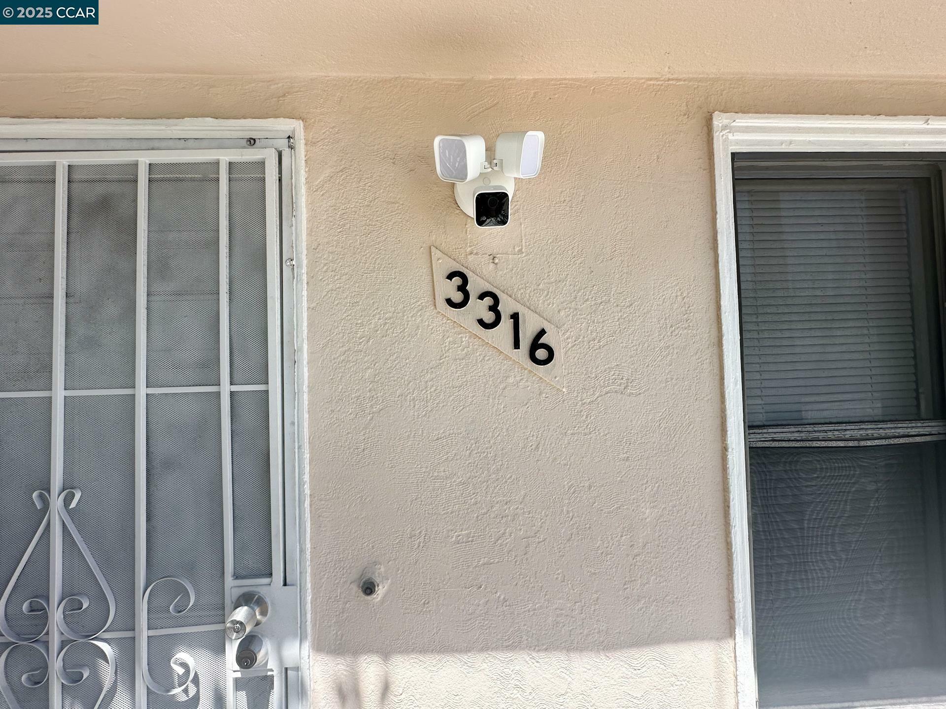 Property Photo:  3316 Macarthur Blvd  CA 94602 