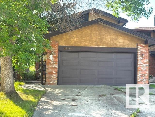 12125 25 Avenue NW  Edmonton AB T6J 4S7 photo