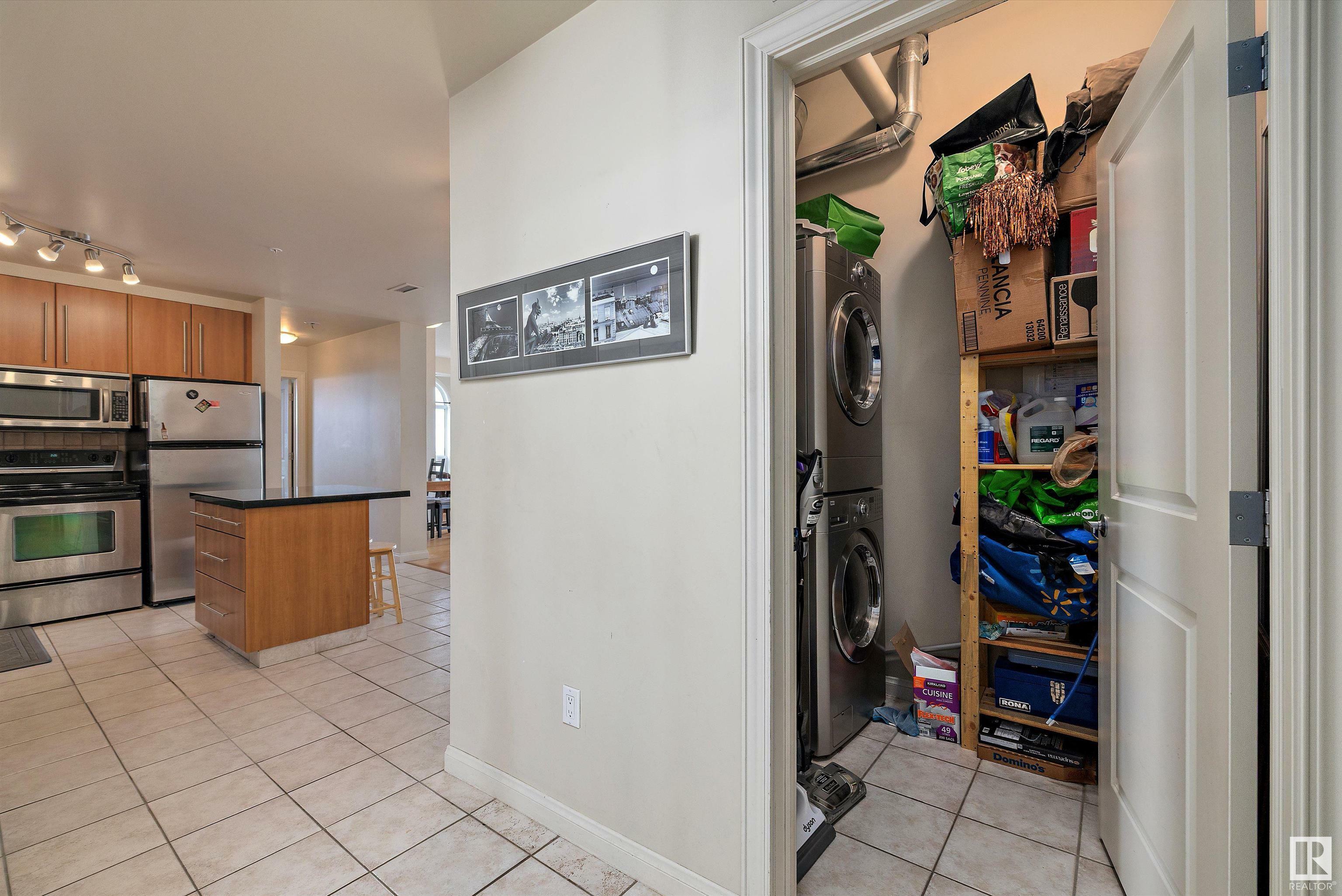 Property Photo: 9819 104 Street NW 1303 AB T5K 0Y8