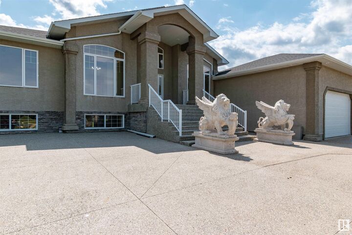 Property Photo: 53016 Rge Road 222 15 AB T8B 1A8