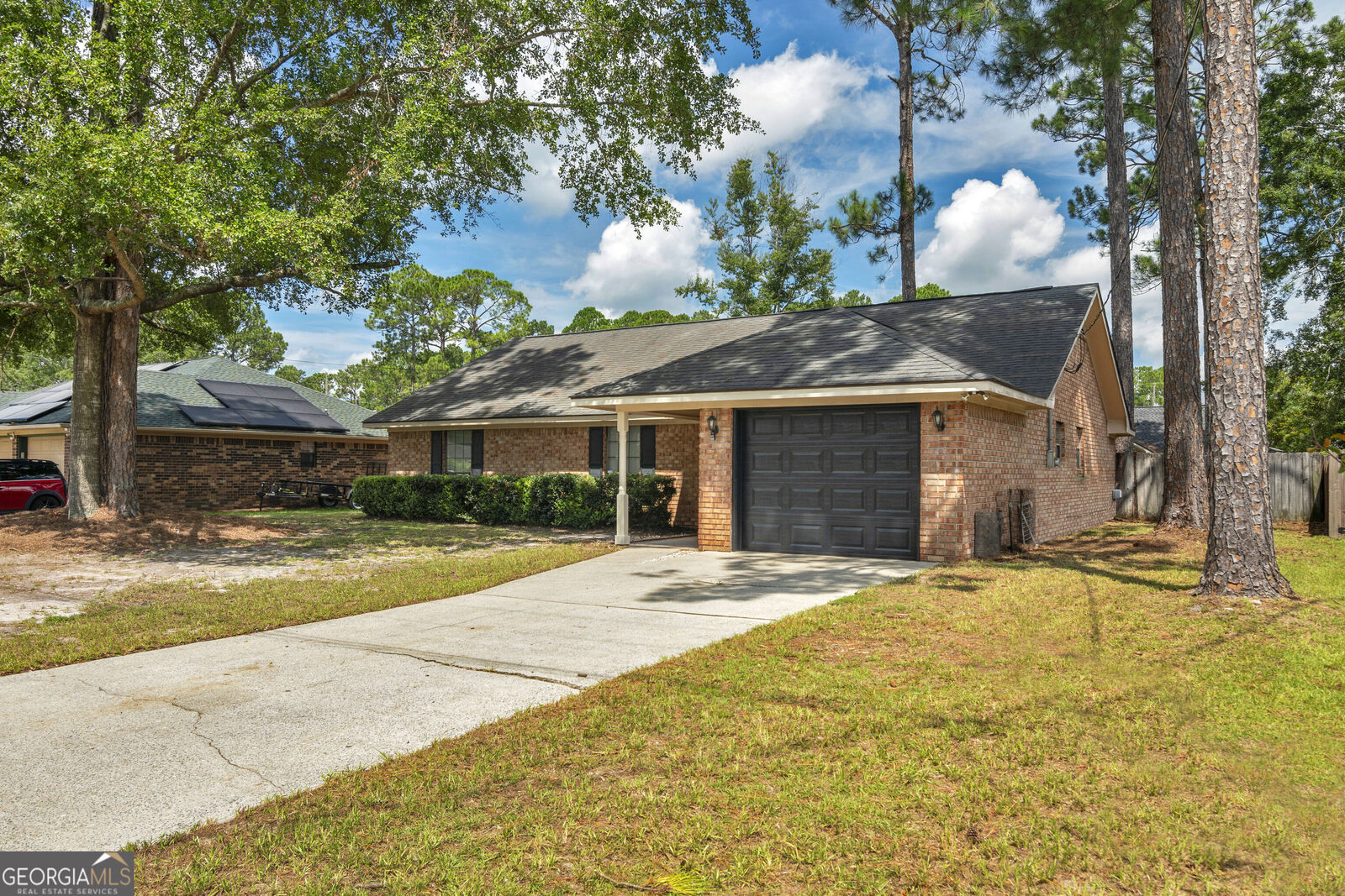 Property Photo:  702 Friar Tuck Lane  GA 31313 