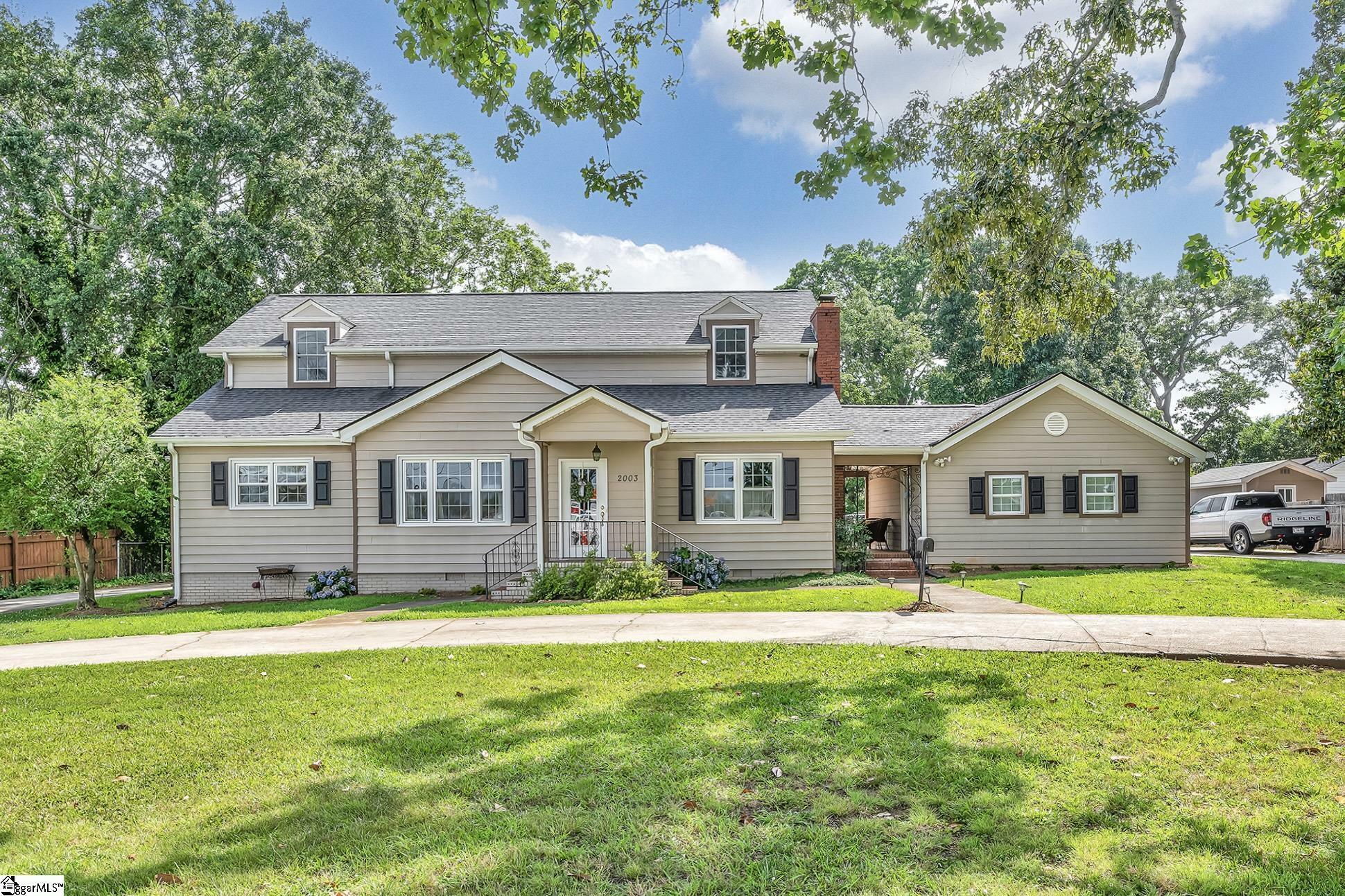 Property Photo: 2003 N Pleasantburg Drive SC 29609