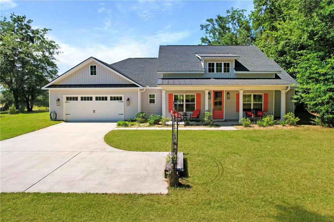 Property Photo:  1317 Kyles Loop NE  GA 31331 