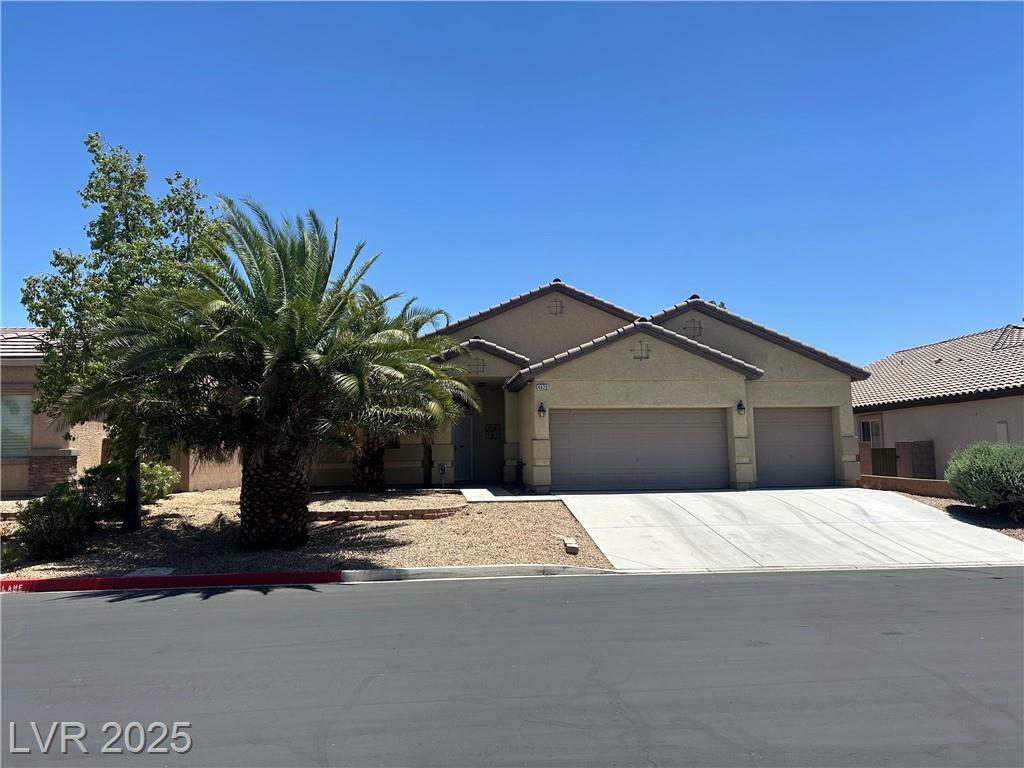 Property Photo: 4620 Ventana Rey Street NV 89081