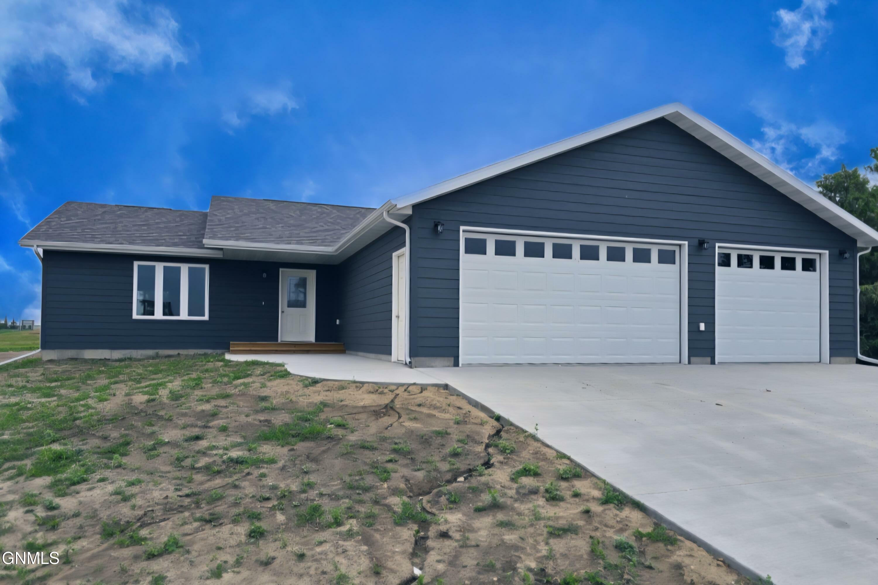 Property Photo: 1423 2nd Ave NW ND 58523