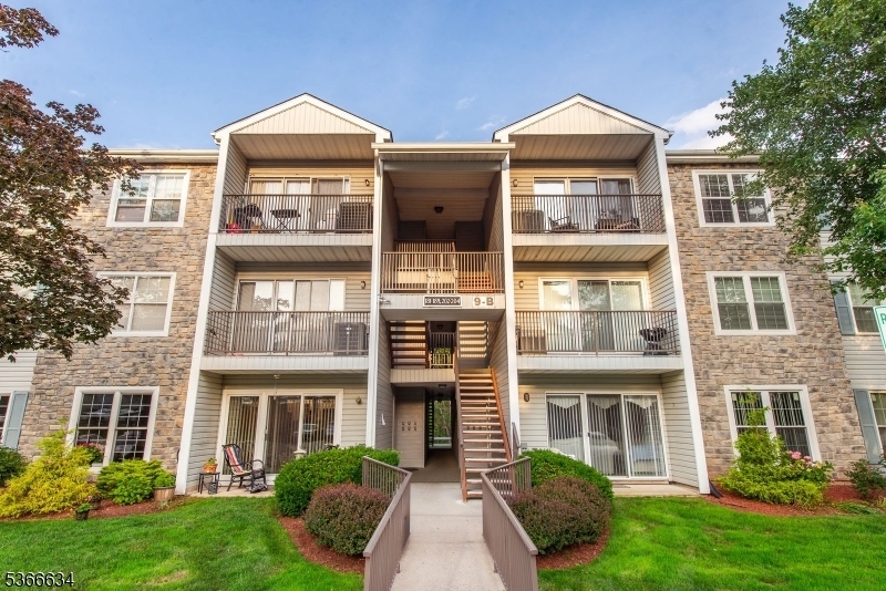 Property Photo:  204 Robertson Way 204  NJ 07035 