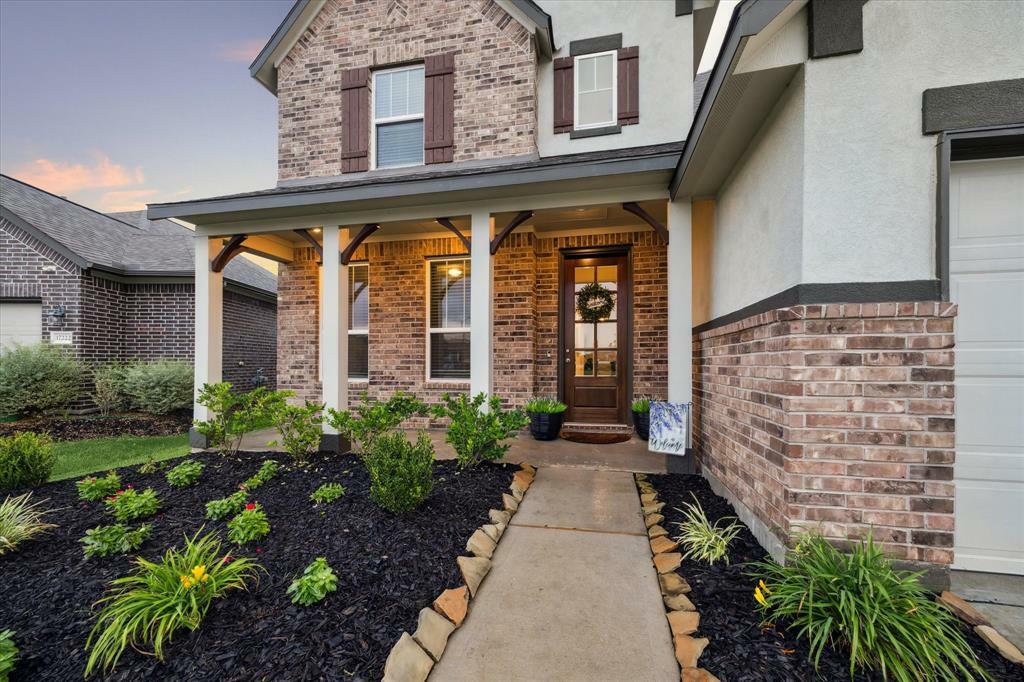 Property Photo: 17218 Roxburgh Lake Lane TX 77447