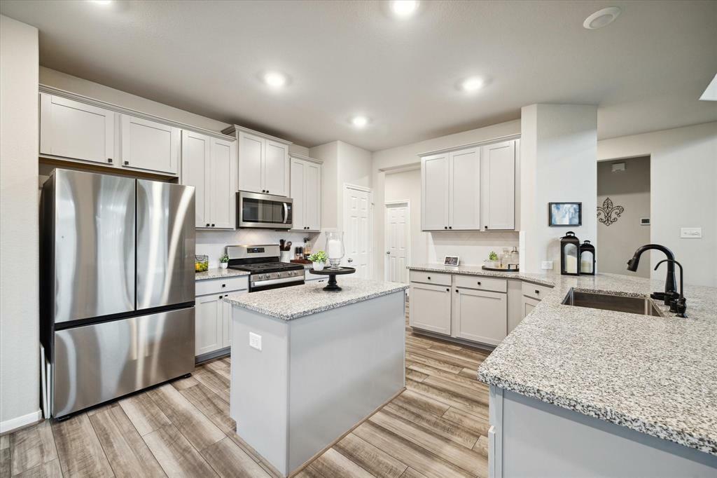 Property Photo:  17218 Roxburgh Lake Lane  TX 77447 