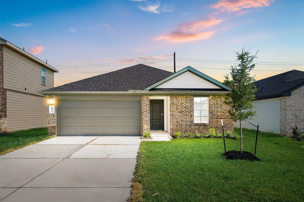 Property Photo: 30815 Brightwell Bend TX 77441