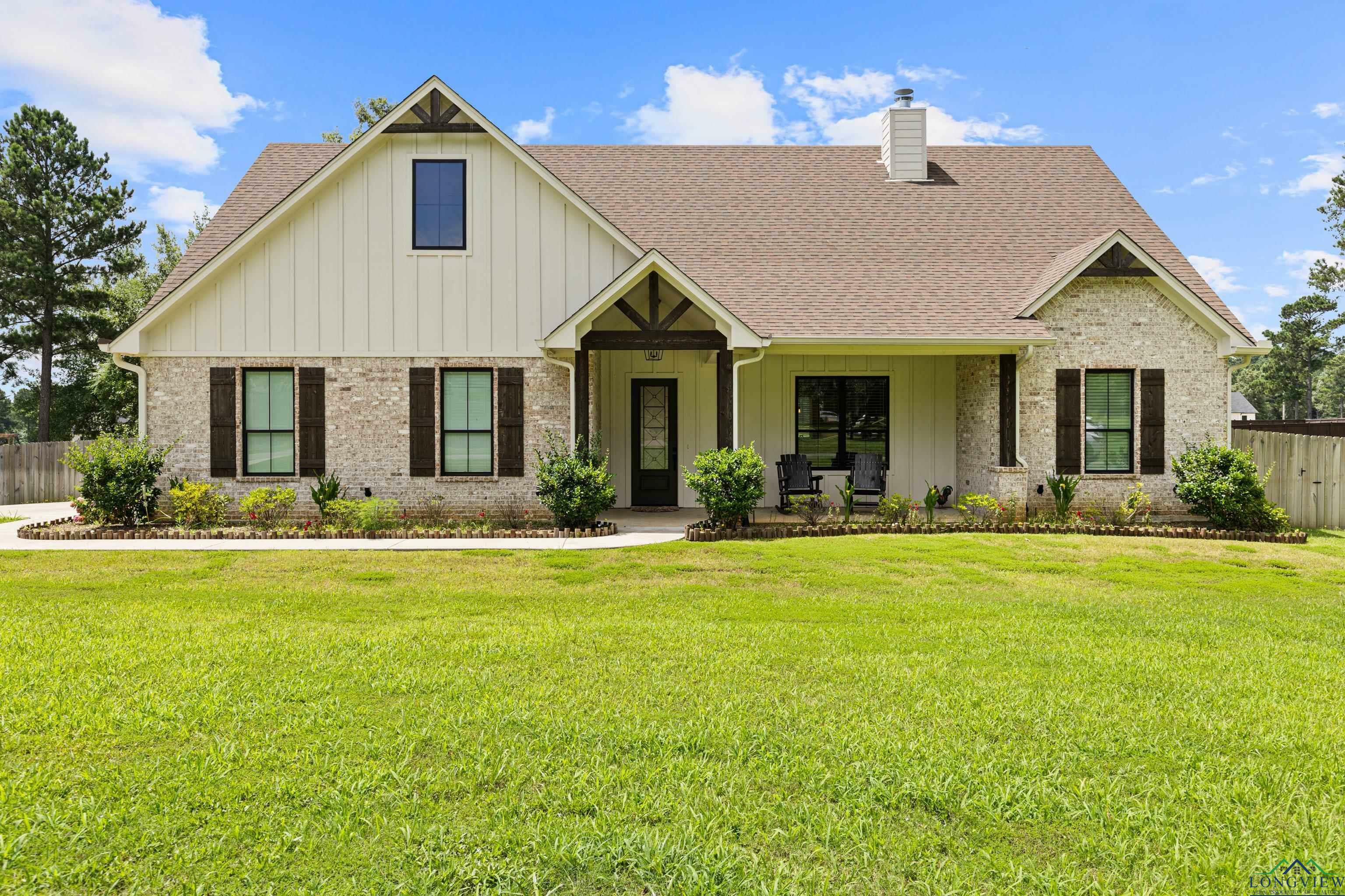 Property Photo: 2610 Kings Rd TX 75672