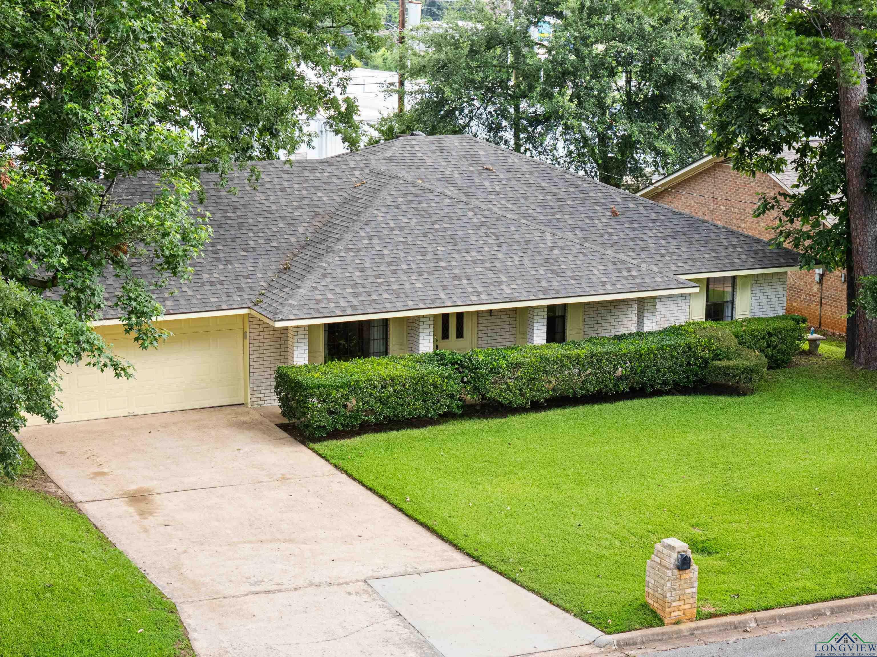 Property Photo: 1205 Tiffany Lane TX 75604