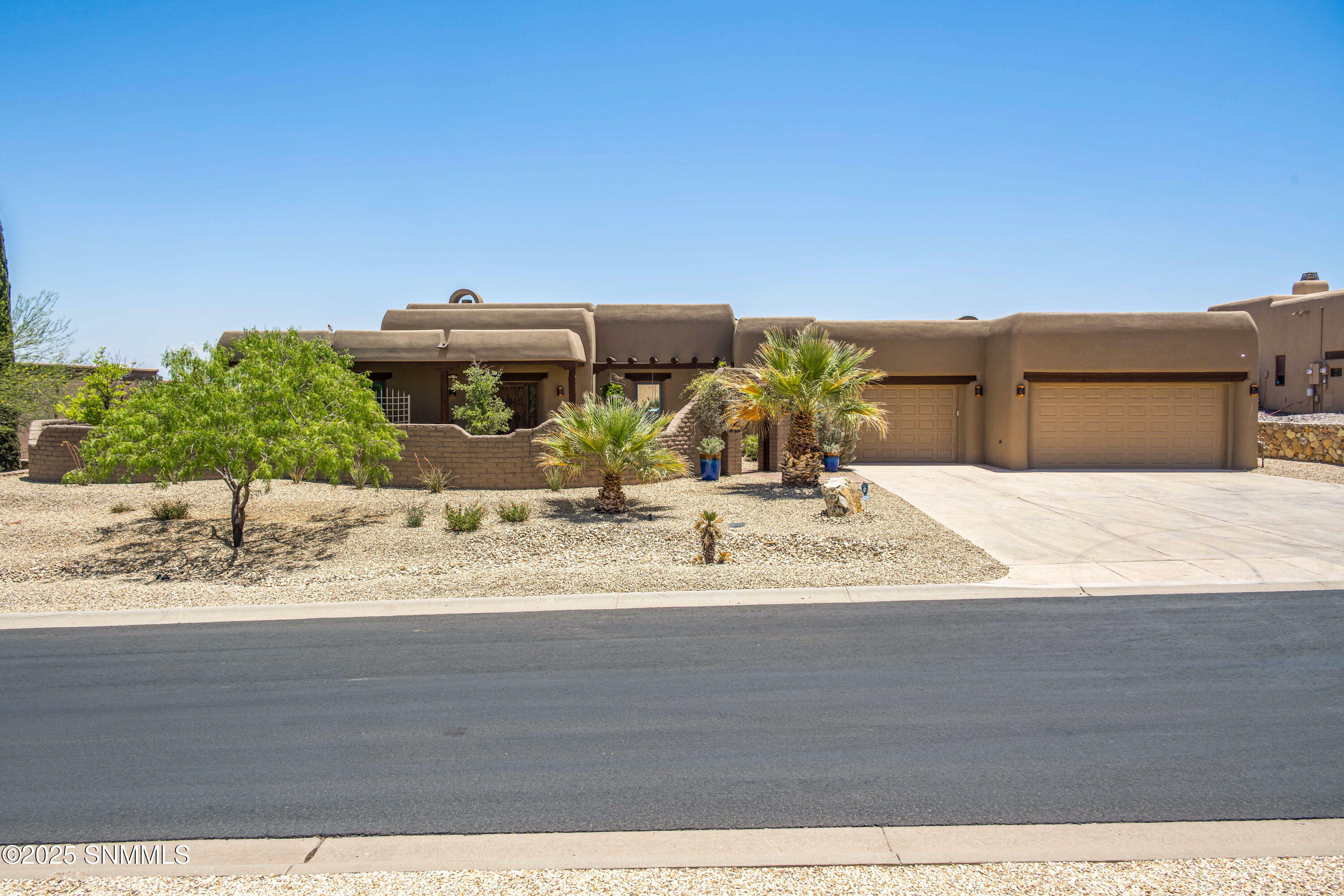 Property Photo:  1220 Regency Court  NM 88007 