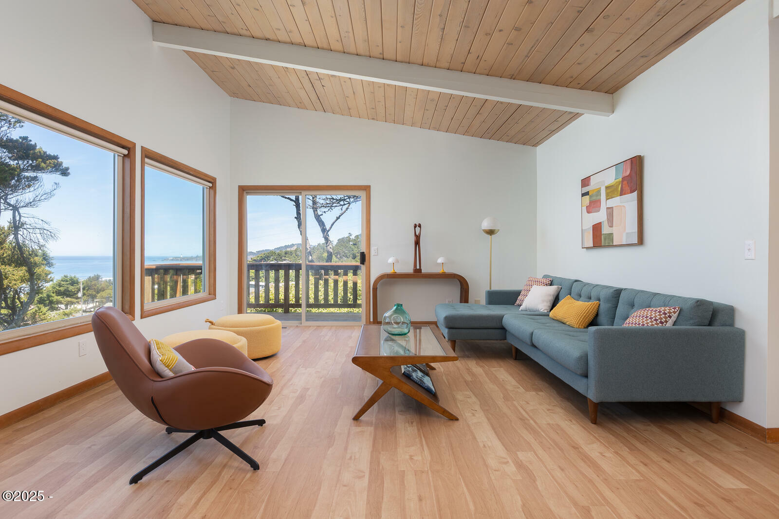 Property Photo:  1337 NW Oceanview Drive  OR 97365 