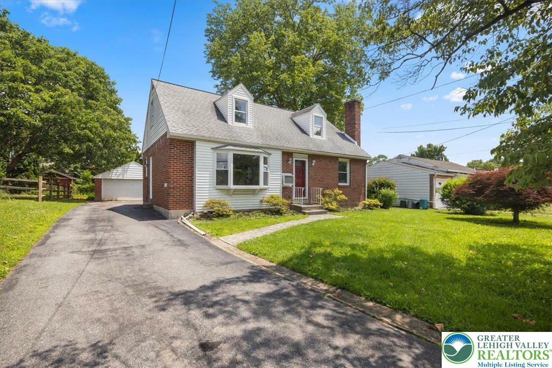 Property Photo: 803 Stones Crossing Road PA 18045