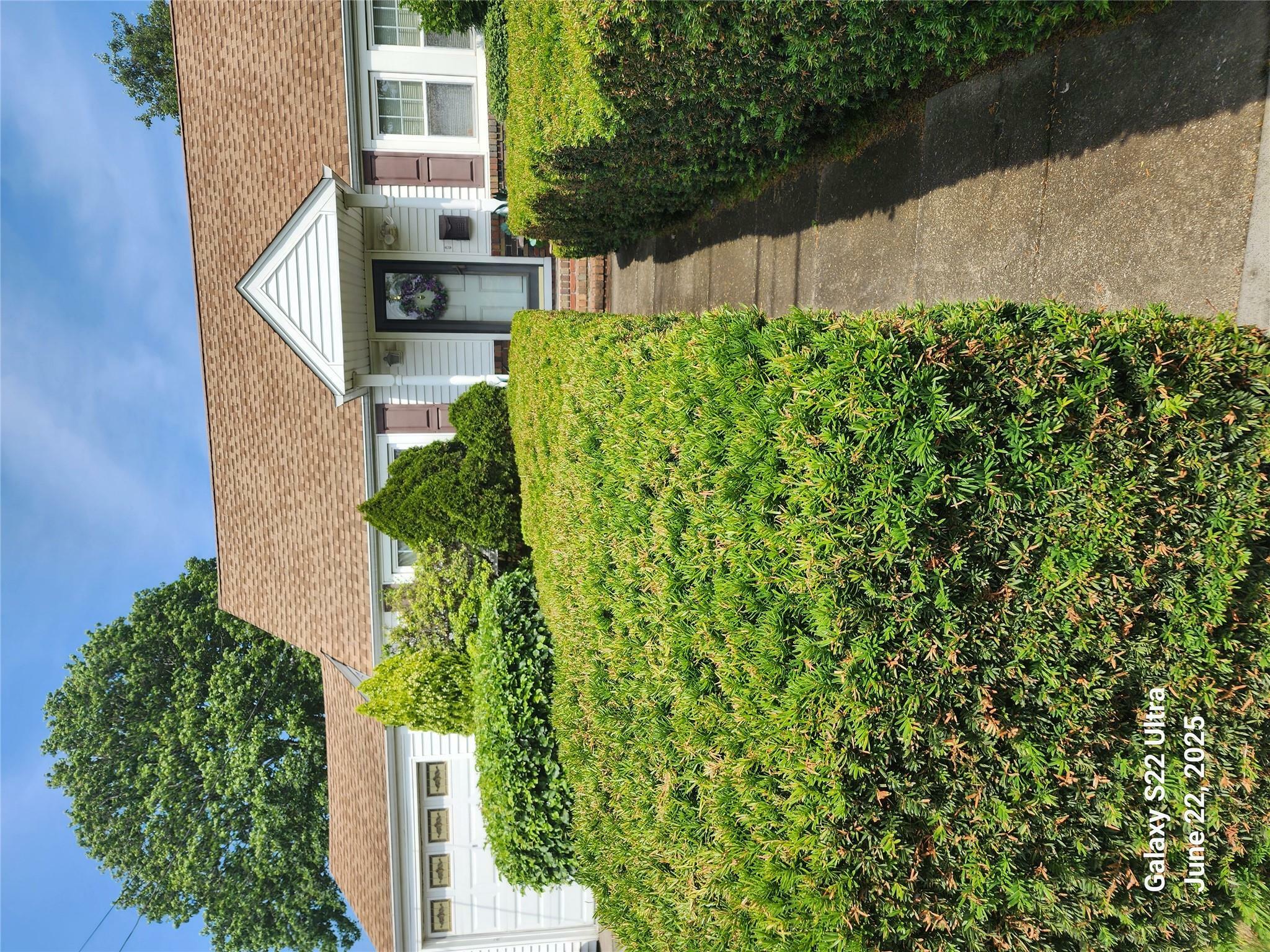 Property Photo: 99 E 6th Street NY 11729