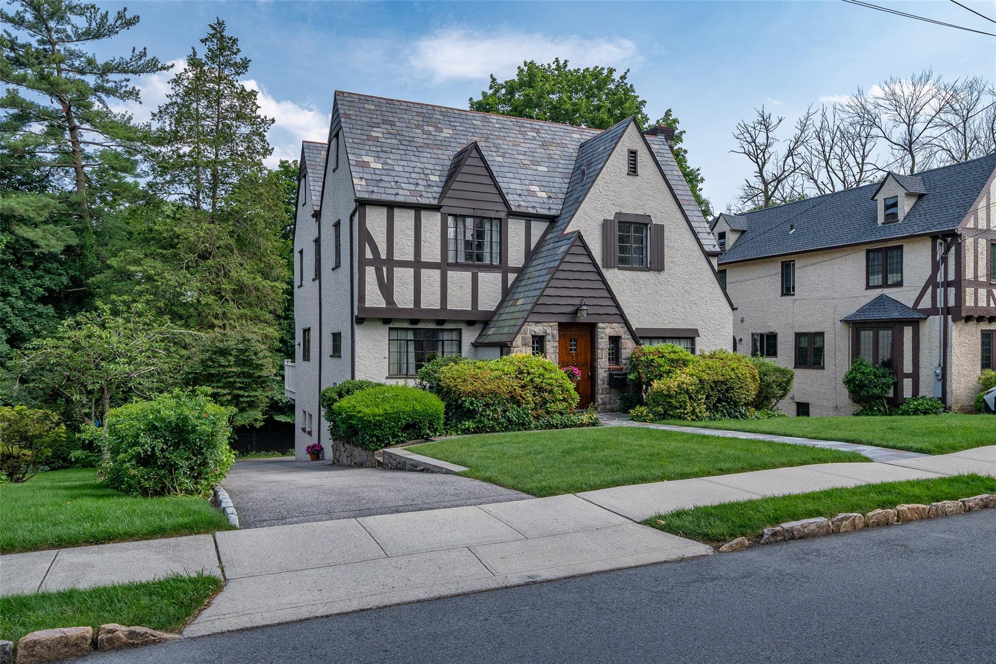 Property Photo: 44 Parkview Drive NY 10708