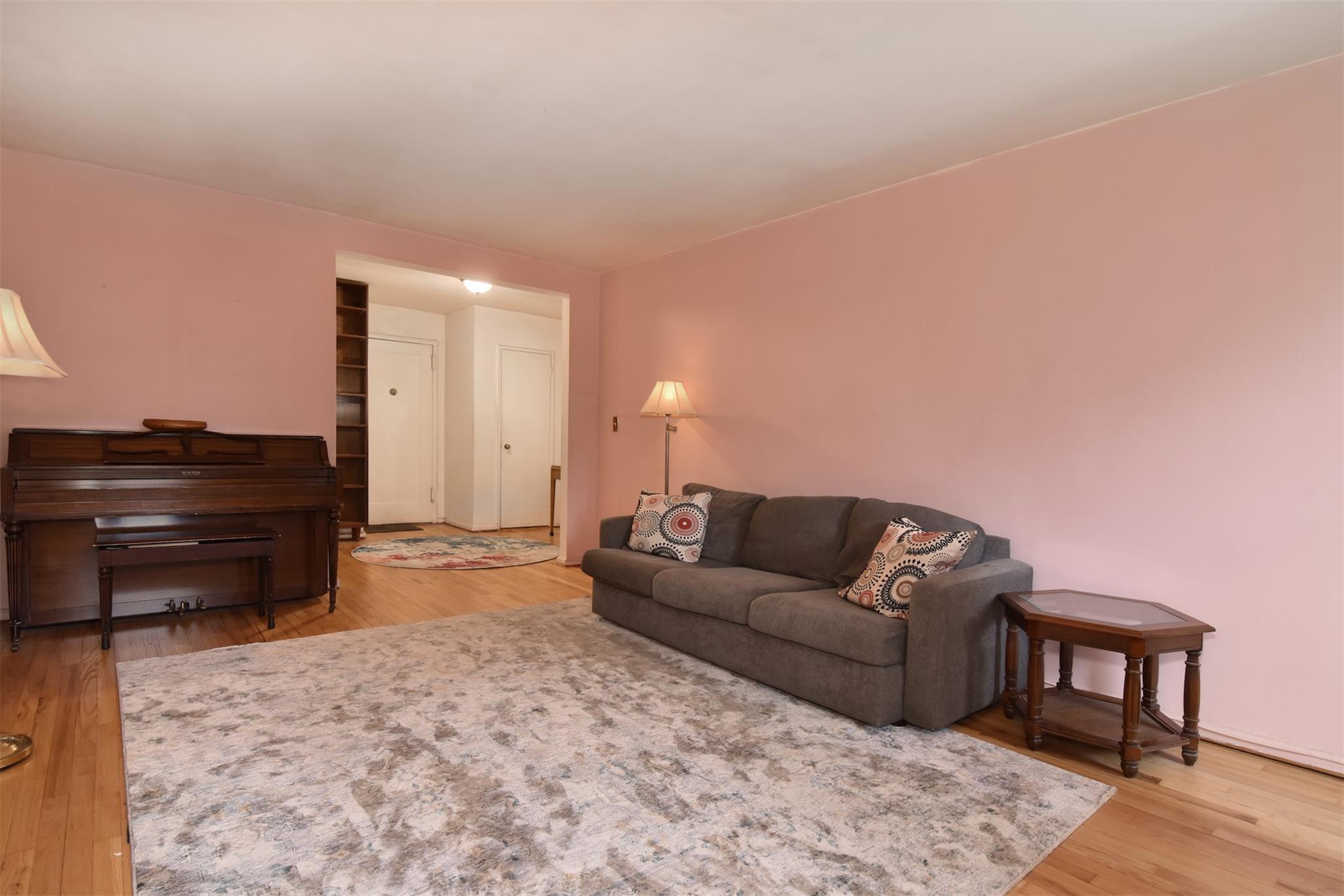 Property Photo:  1 Georgia Avenue 3E  NY 10708 