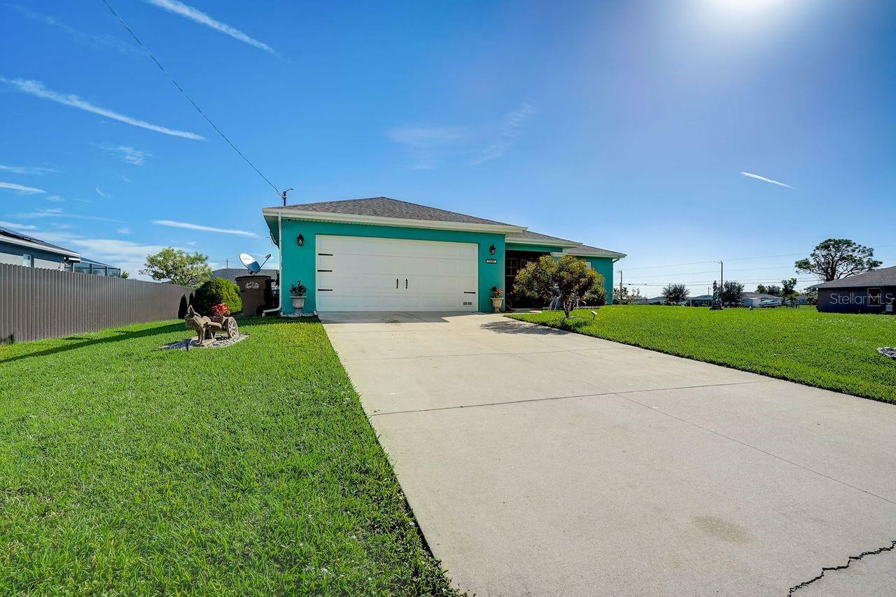 Property Photo: 3023 NW 2nd Place FL 33993
