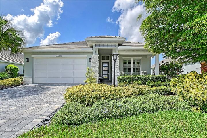 Property Photo:  7983 Sandstar Way  FL 34240 