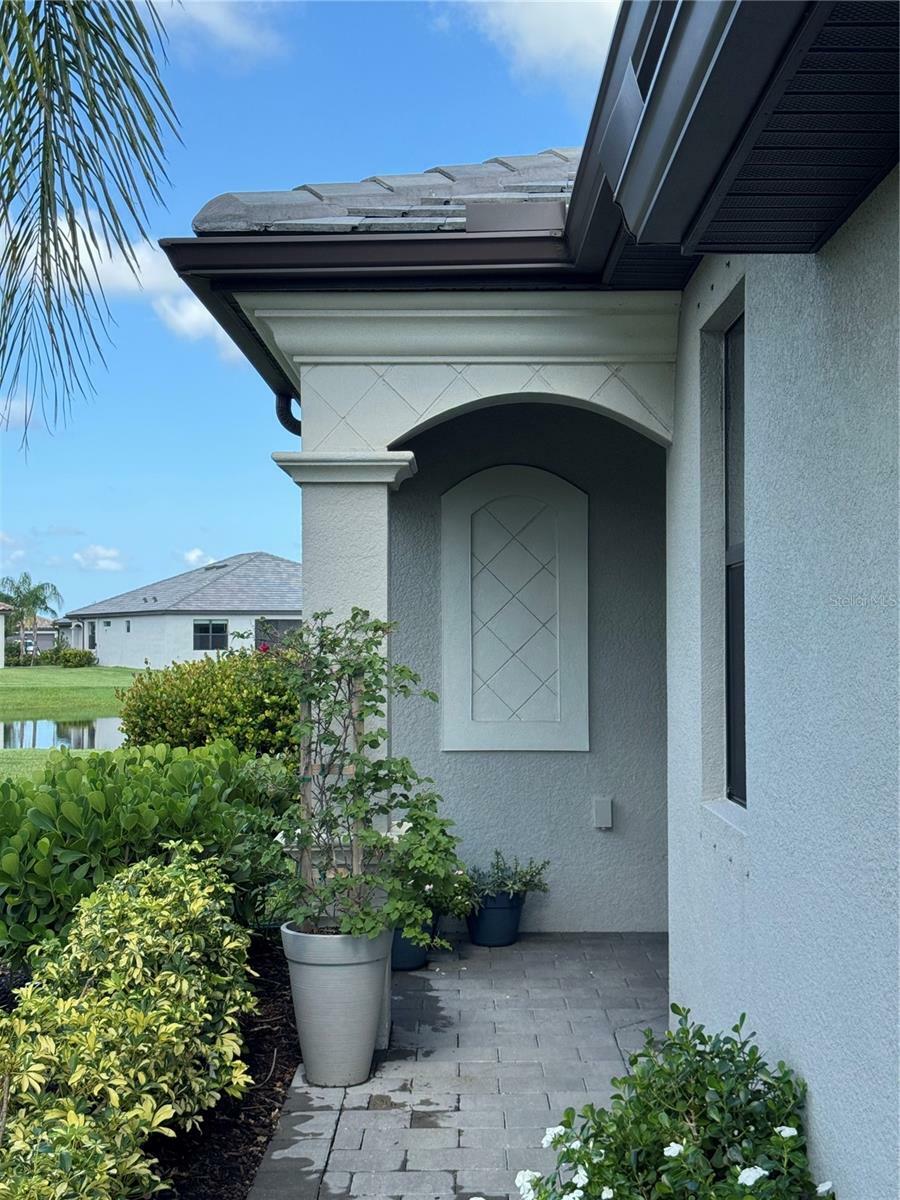 Property Photo: 16087 Sunny Day Drive FL 34211