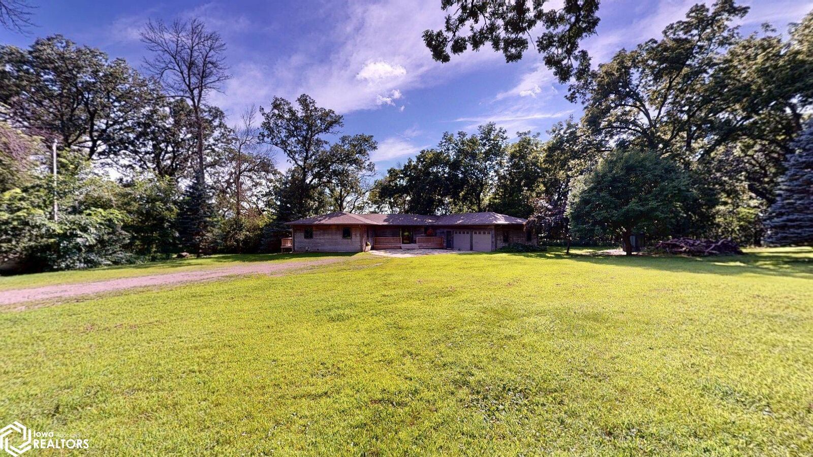 Property Photo:  1074 190th Street  IA 50468 