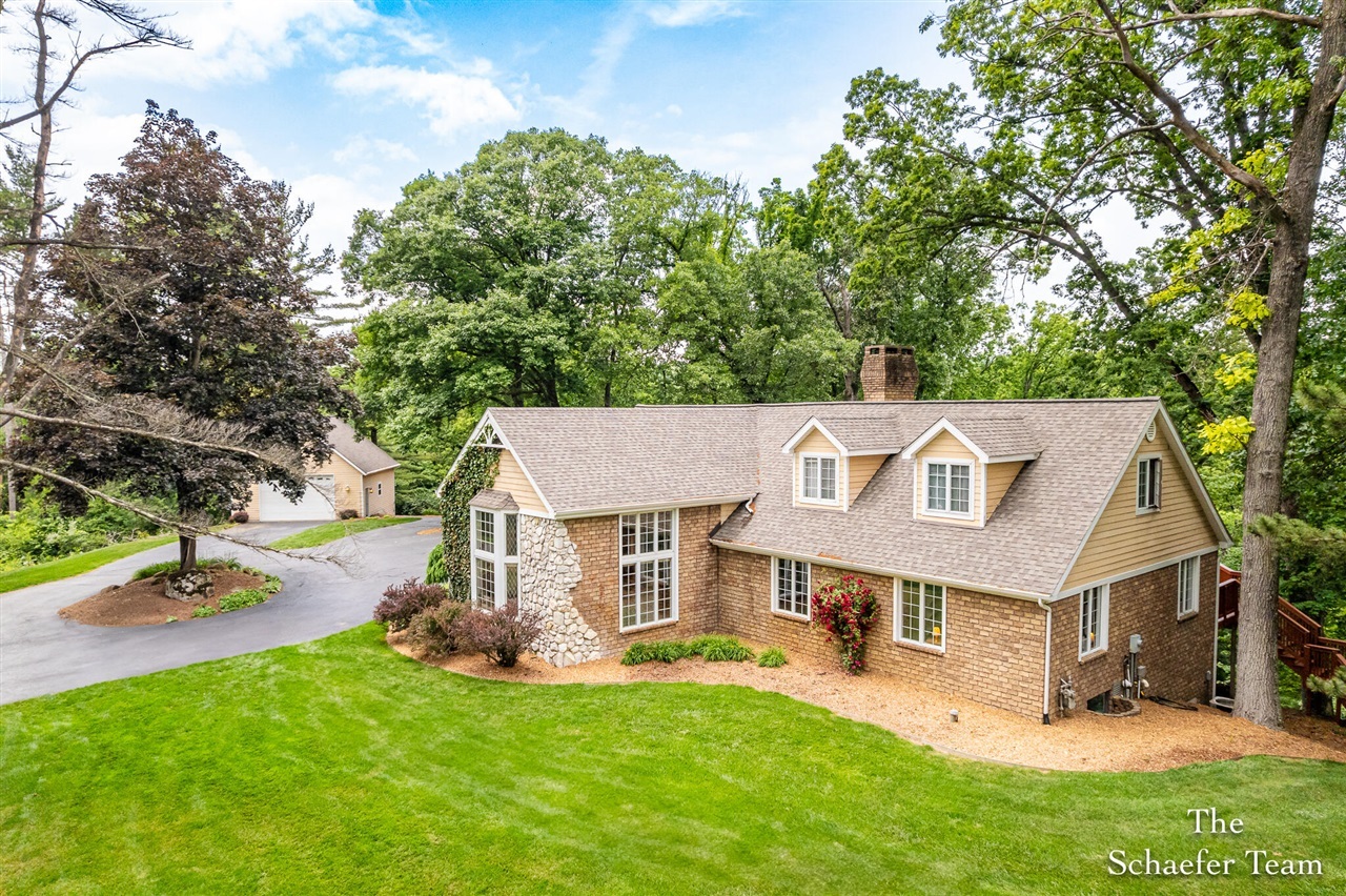Property Photo:  175 Honey Creek Avenue  MI 49301-9768 