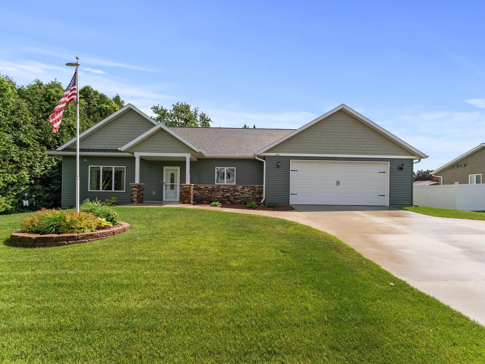 Property Photo: 4821 W Custer St WI 54220