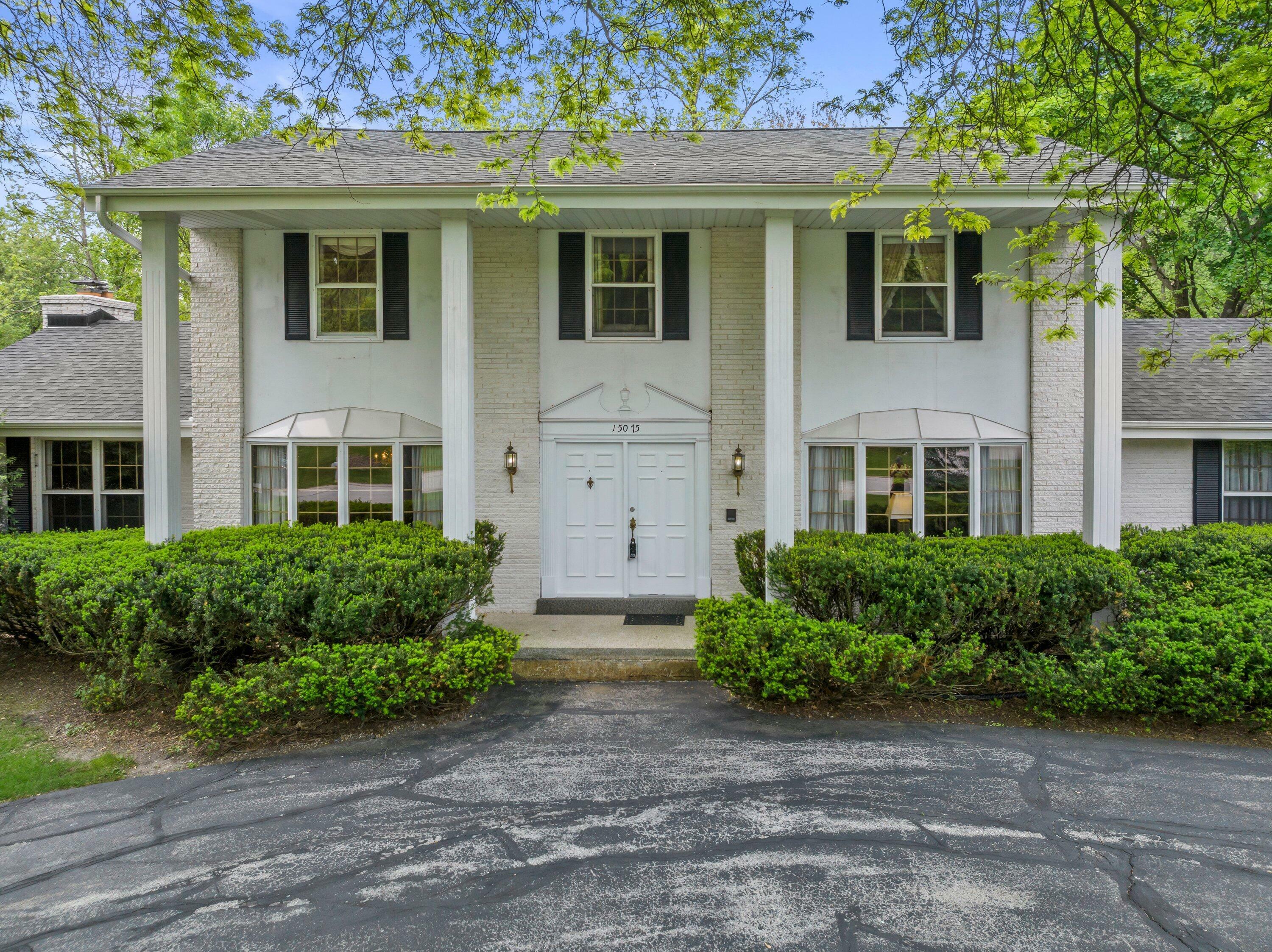 15075 Kings Ridge Ct  Brookfield WI 53005 photo