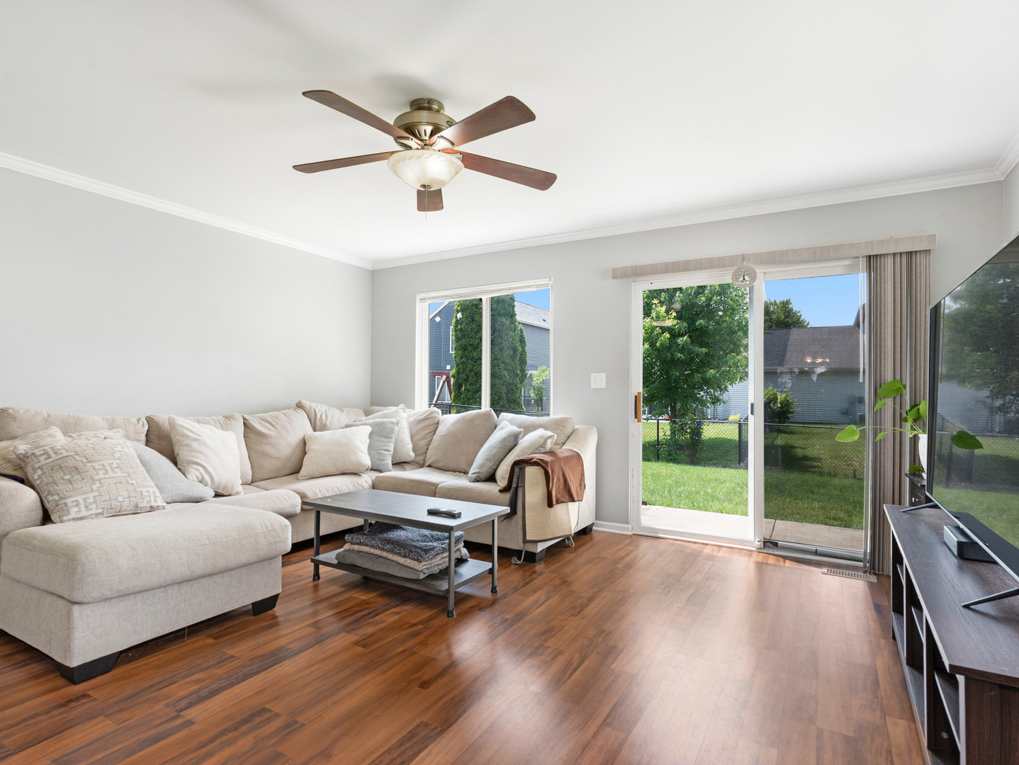Property Photo:  2455 Hillsboro Lane  IL 60538 