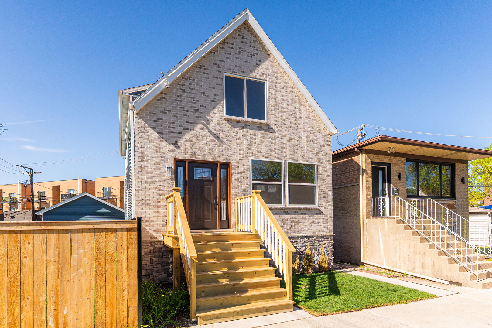 Property Photo: 4134 W Roscoe Street IL 60641