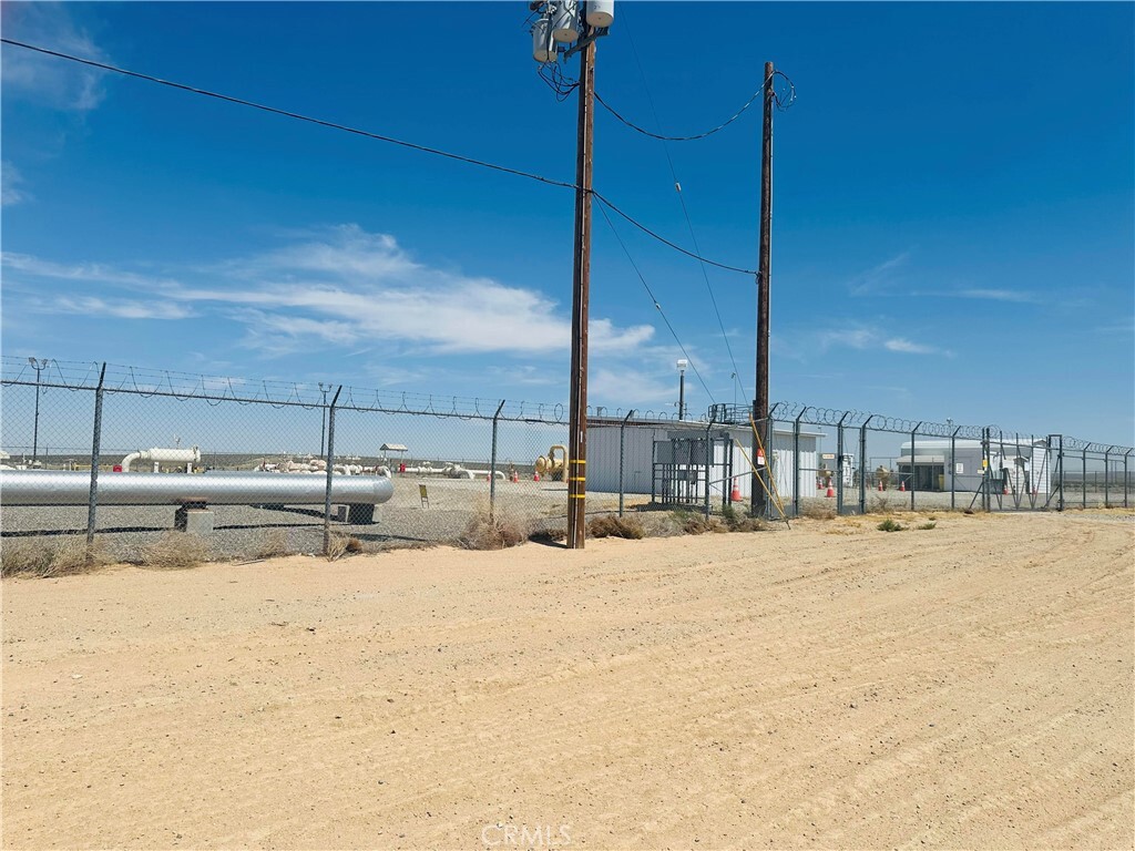 Property Photo:  0 Del Largo Street  CA 93516 