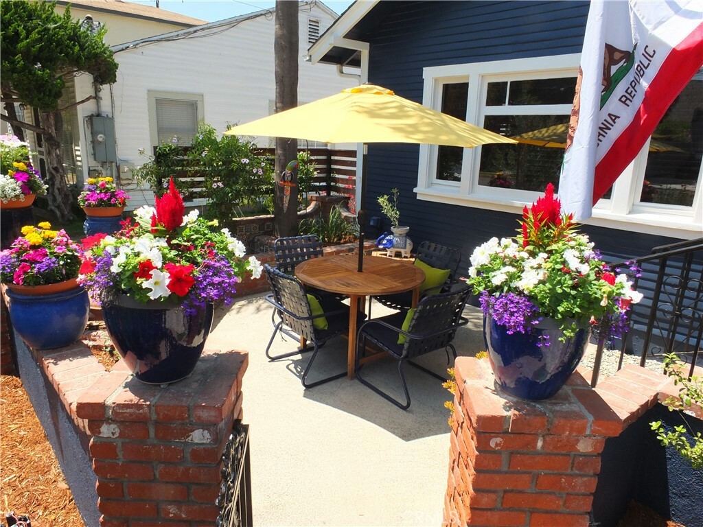 Property Photo: 4719 E E. Colorado Street CA 90814