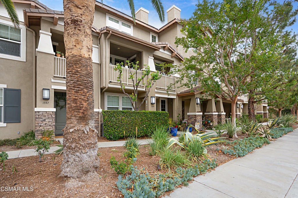 Property Photo:  1549 Flynn Road 7  CA 93012 