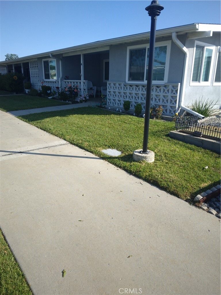 Property Photo:  1563 Monterey Rd 23A M-2 23A M2  CA 90740 