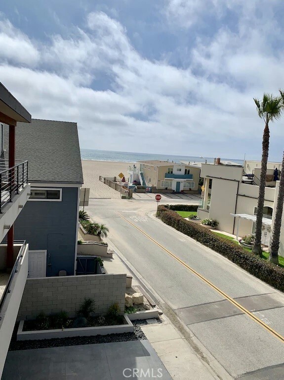 Property Photo: 116 W Channel Islands Boulevard CA 93035