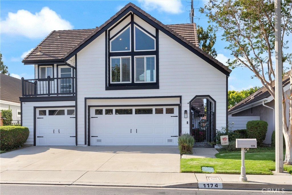 Property Photo:  1174 Kingston Street  CA 92626 