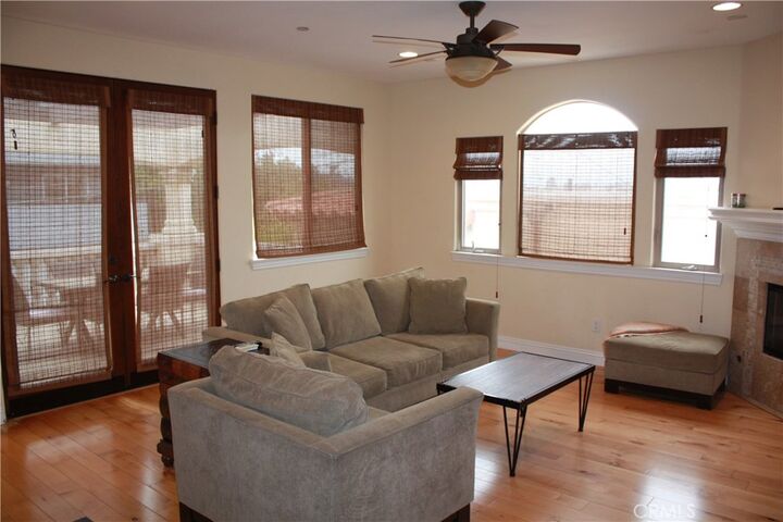 Property Photo: 423 19th Street CA 90266