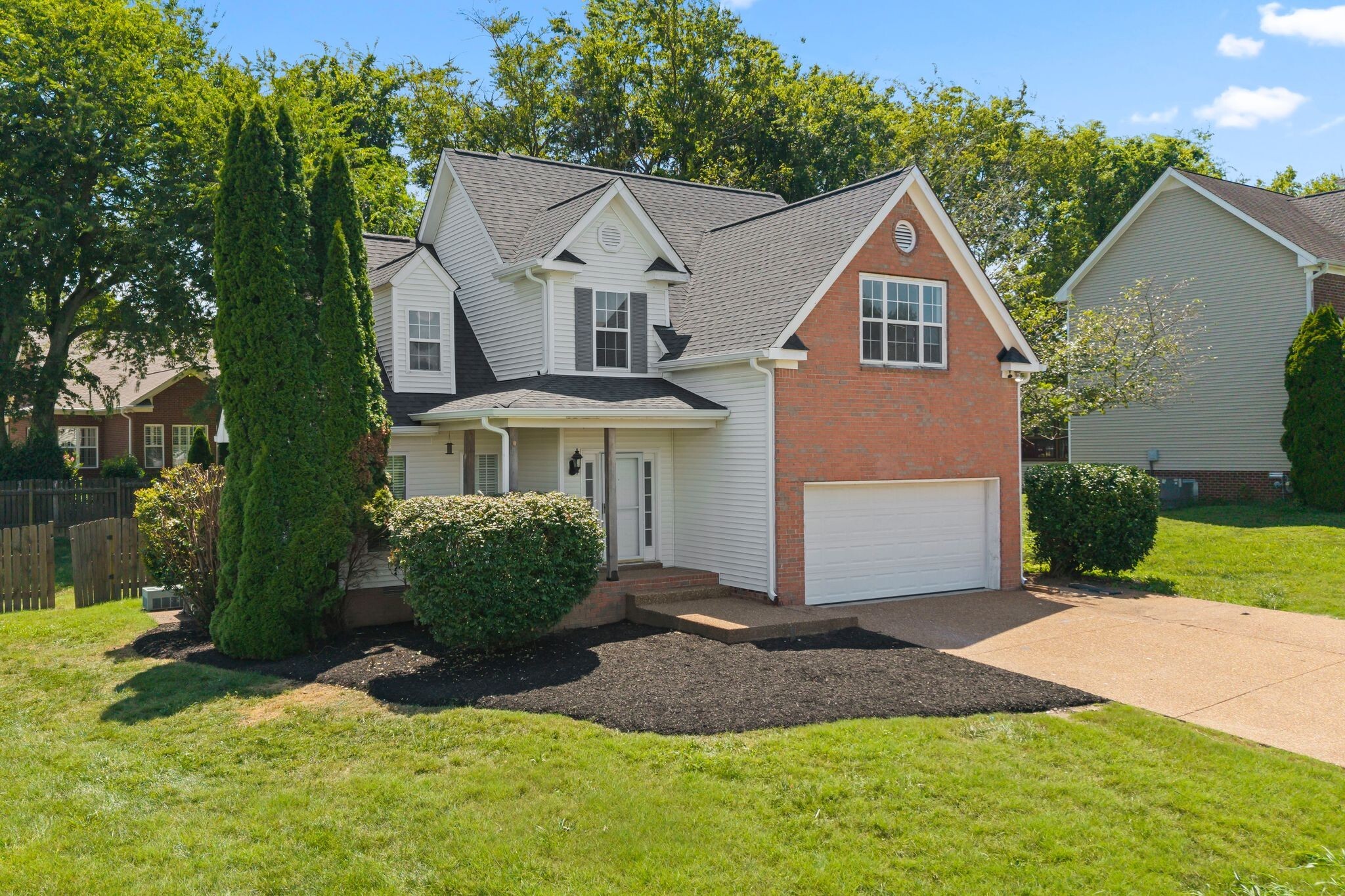 Property Photo:  2821 Lafayette Dr  TN 37179 