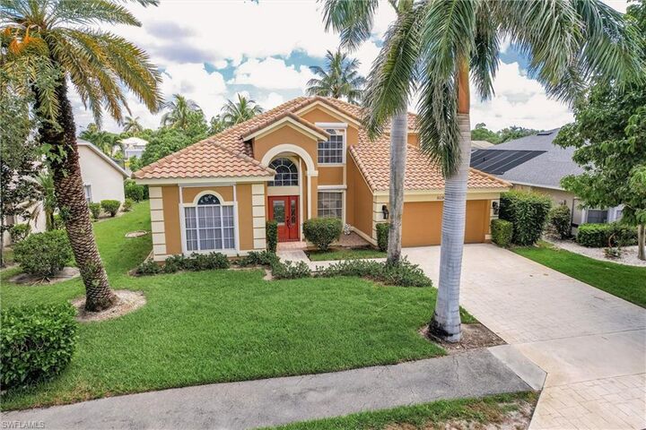 Property Photo: 5119 Harrogate Ct FL 34112