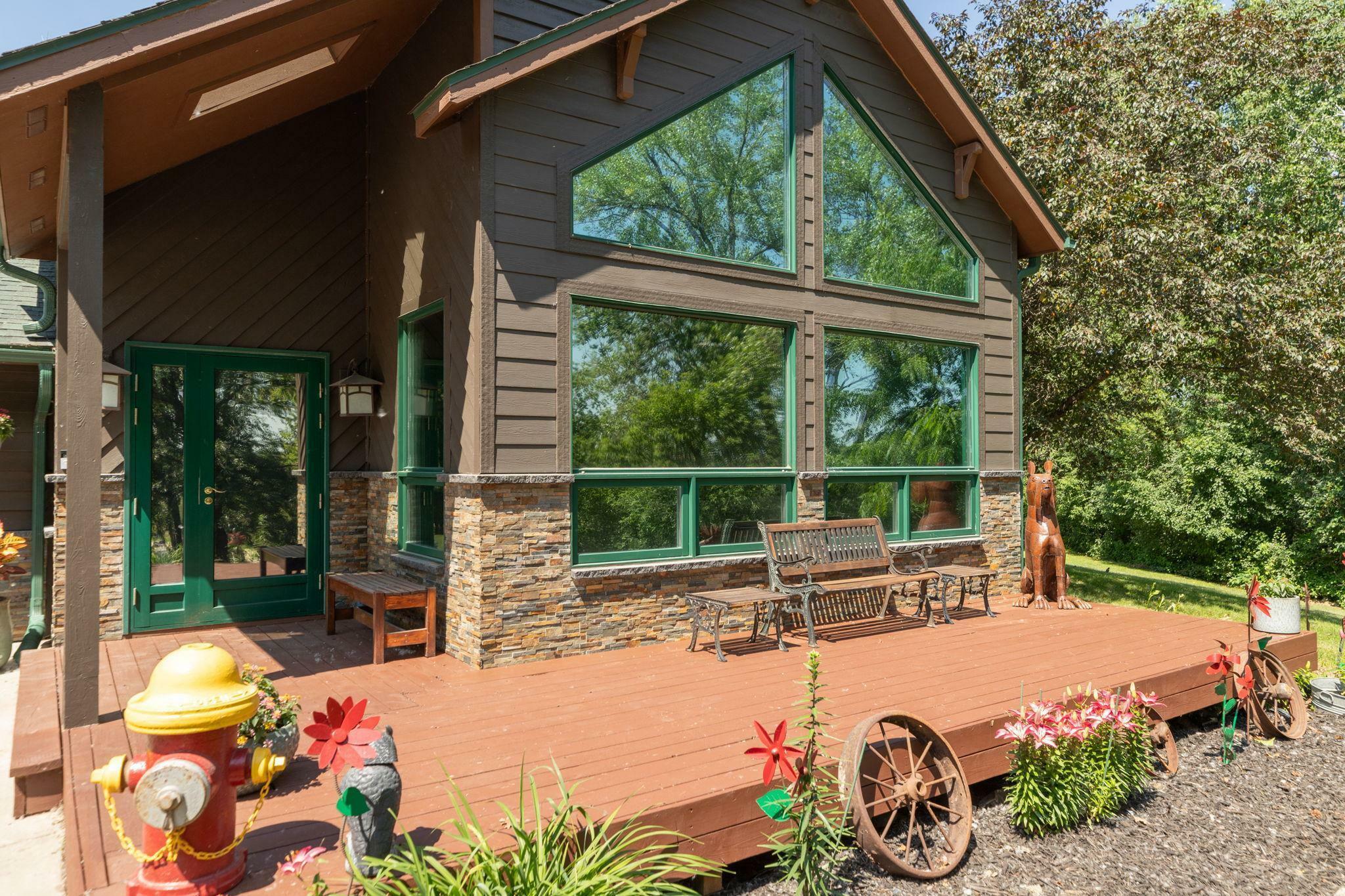 Property Photo:  175 6th Lane NE  MN 55960 