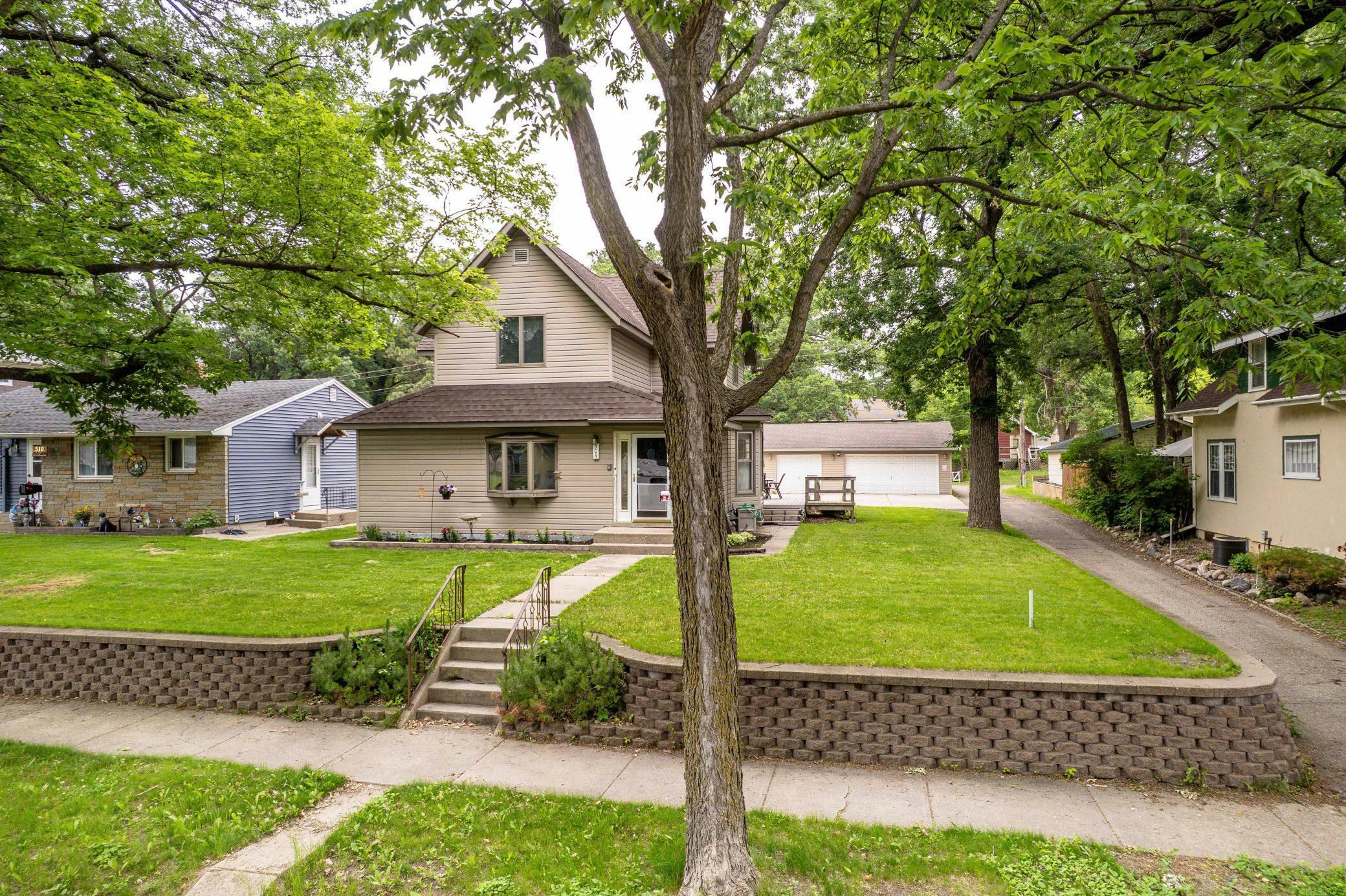 Property Photo: 504 W Laurel Street MN 56537