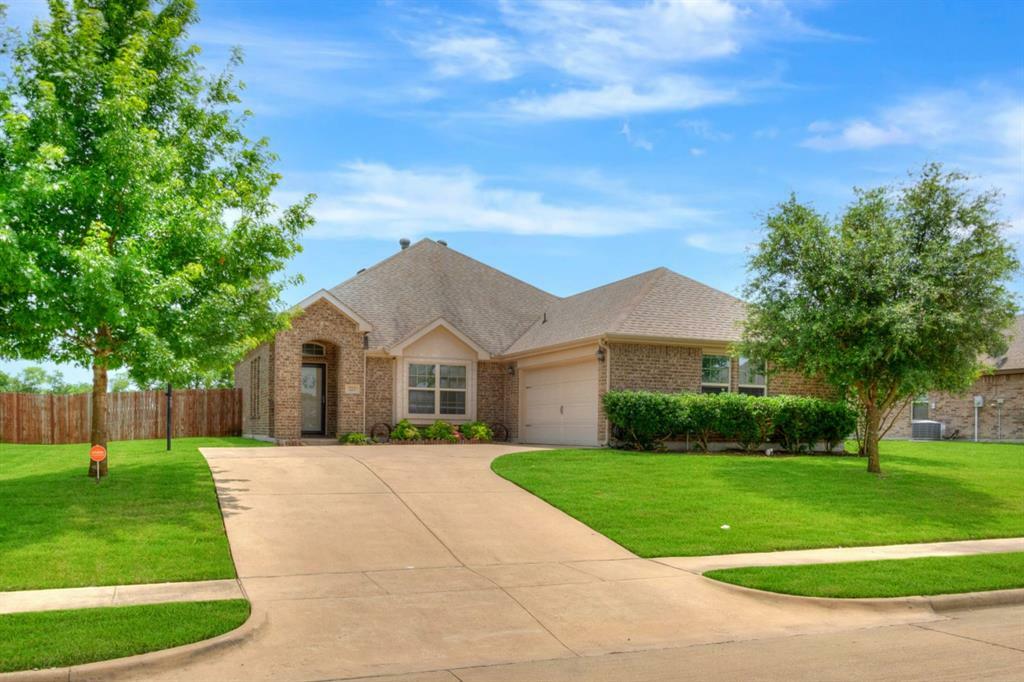 Property Photo:  220 Anthony Lane  TX 75154 