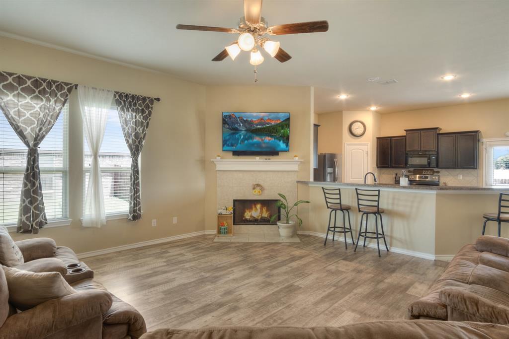 Property Photo: 220 Anthony Lane TX 75154