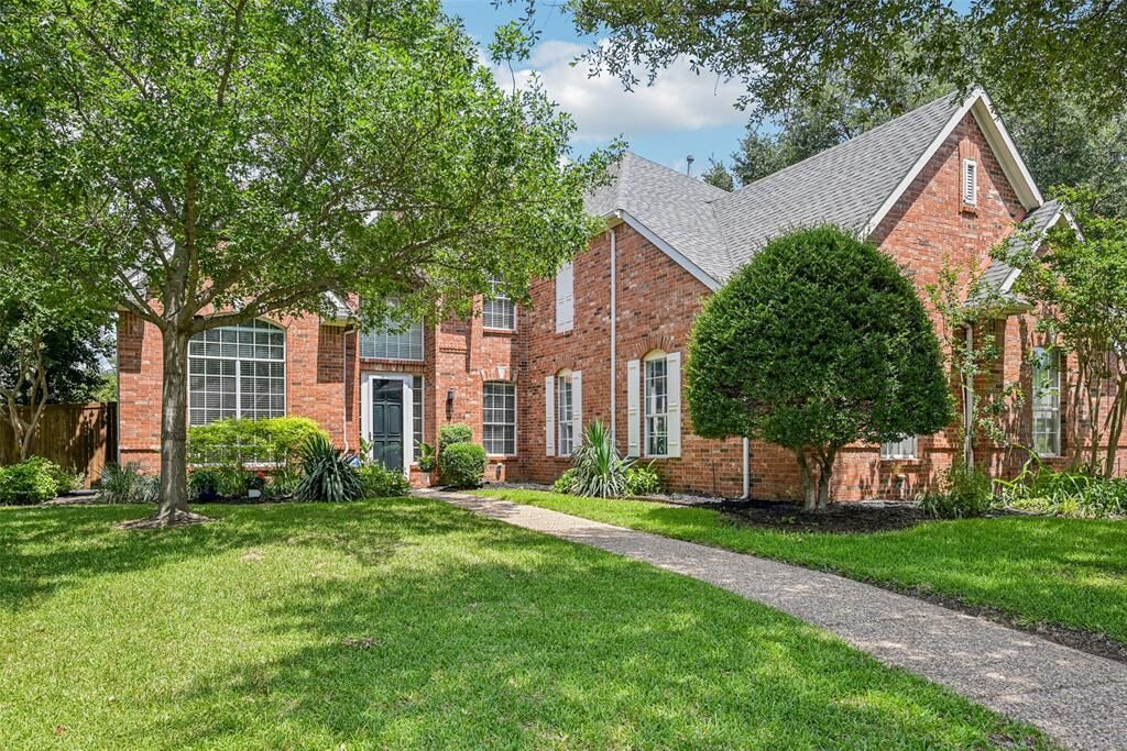 Property Photo:  6903 Glenview Lane  TX 76034 