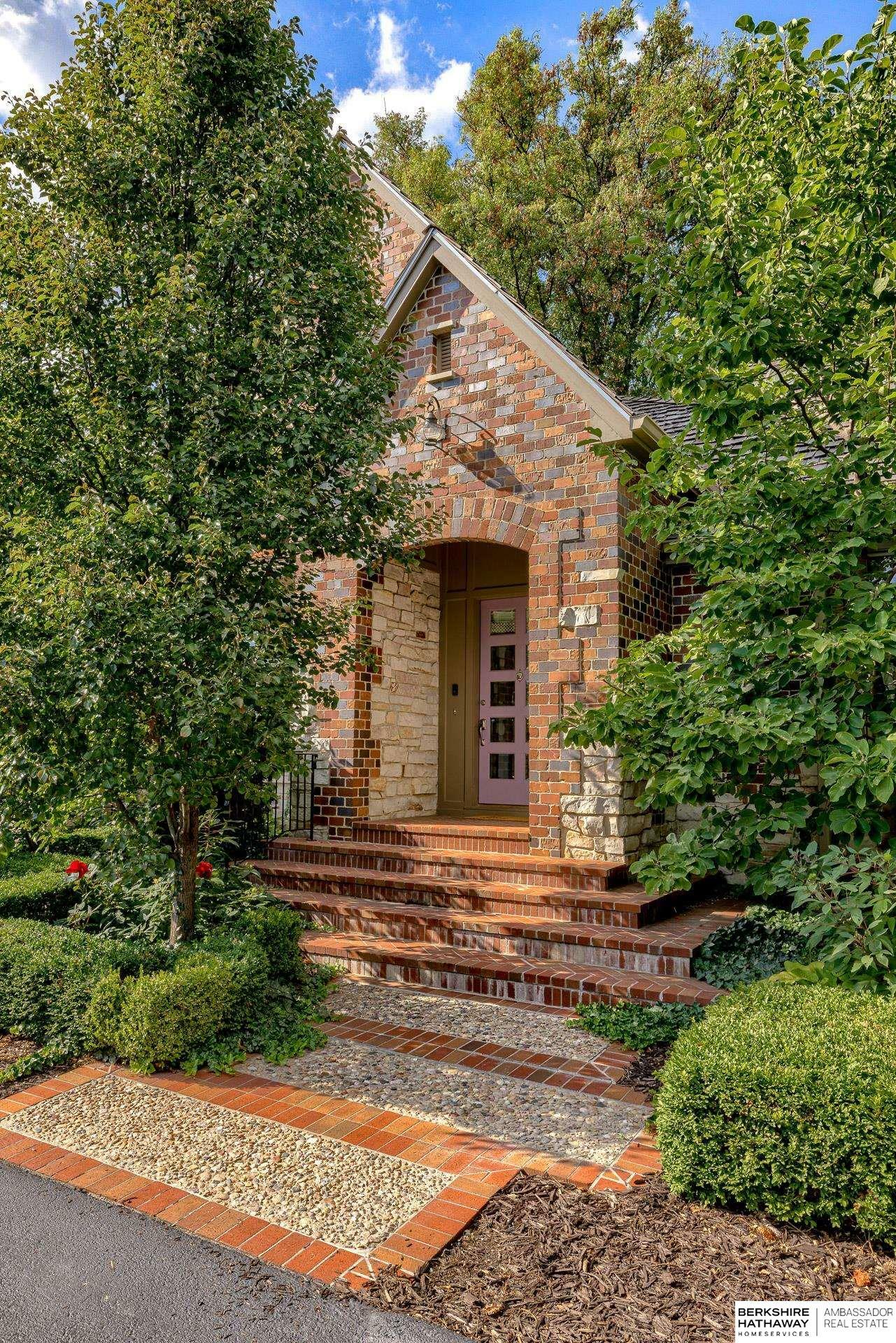 Property Photo: 310 S 89th Court NE 68114