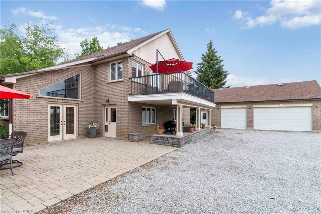 Property Photo: 221 Old Onondaga Road E ON N3T 5L4